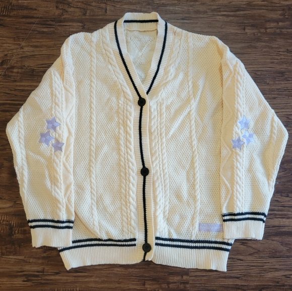 Star Patch Cardigan - Picture 2 of 7